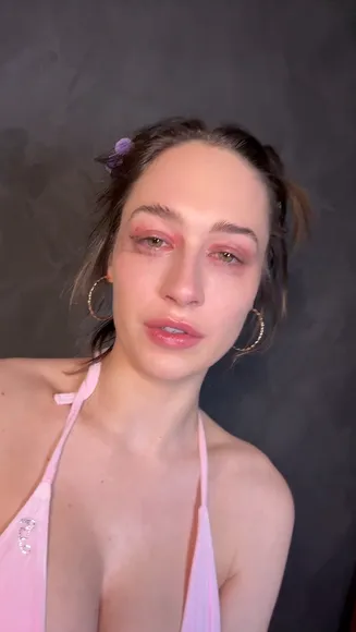 Elsiehewitt Pink Bikini Top Tease OnlyFans Video Leaked