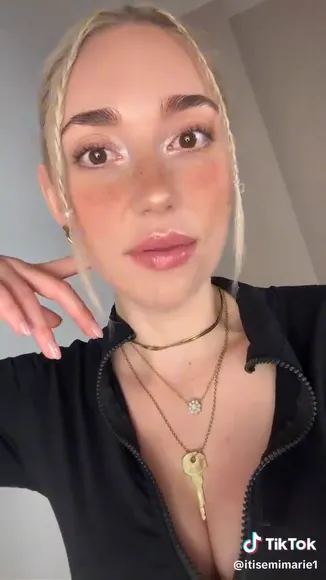 emiliamariie24 video thumbnail