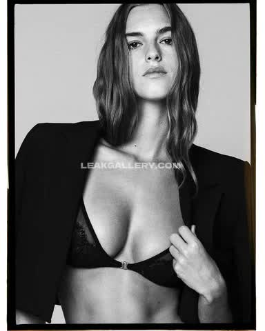 Emily Exclusive Leaked Nude OnlyFans #14397540