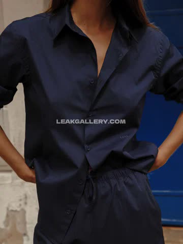 Emily Unbuttoned Shirt Tease OnlyFans Photo Leaked
