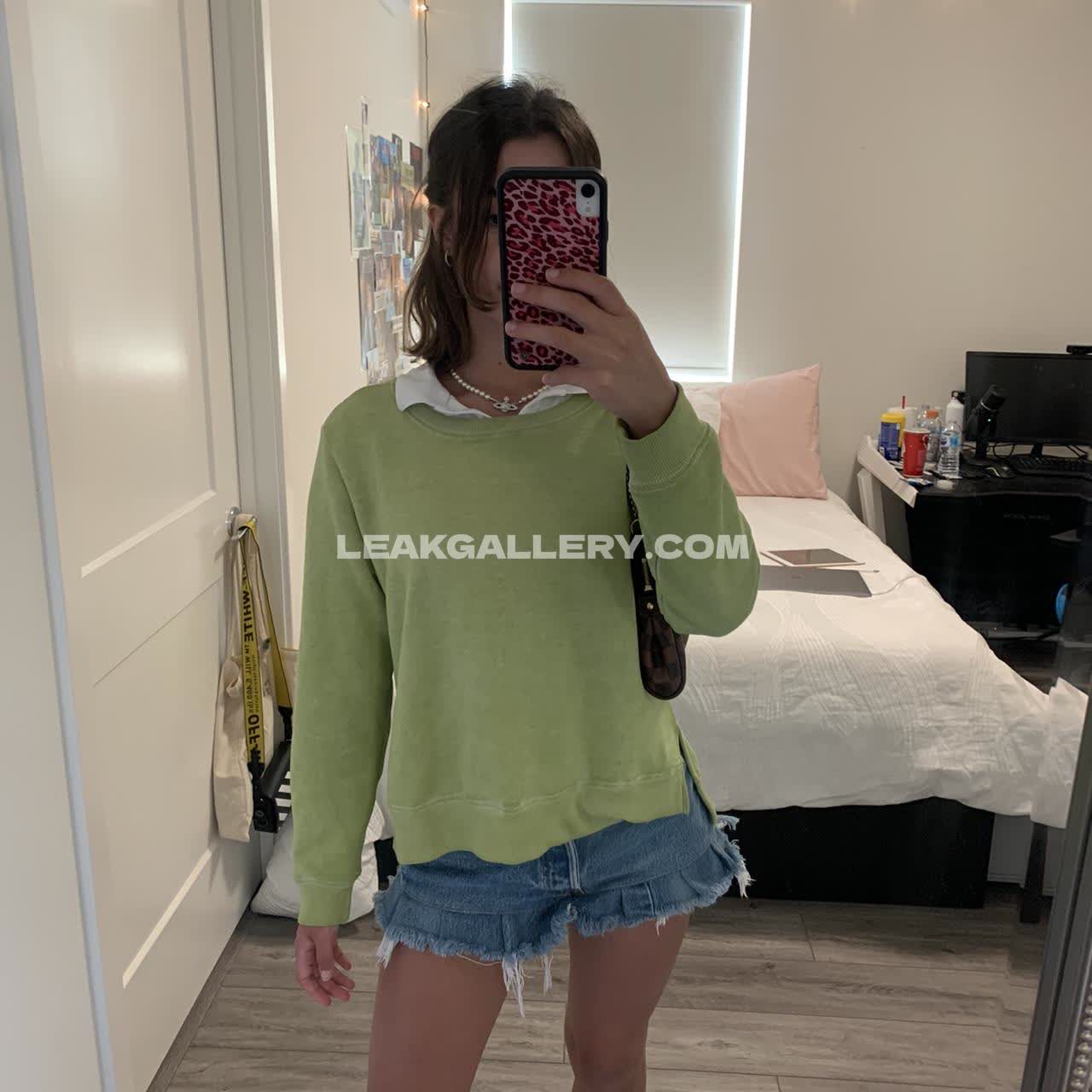 Emilydaniellam Exclusive Leaked Nude OnlyFans #12412318