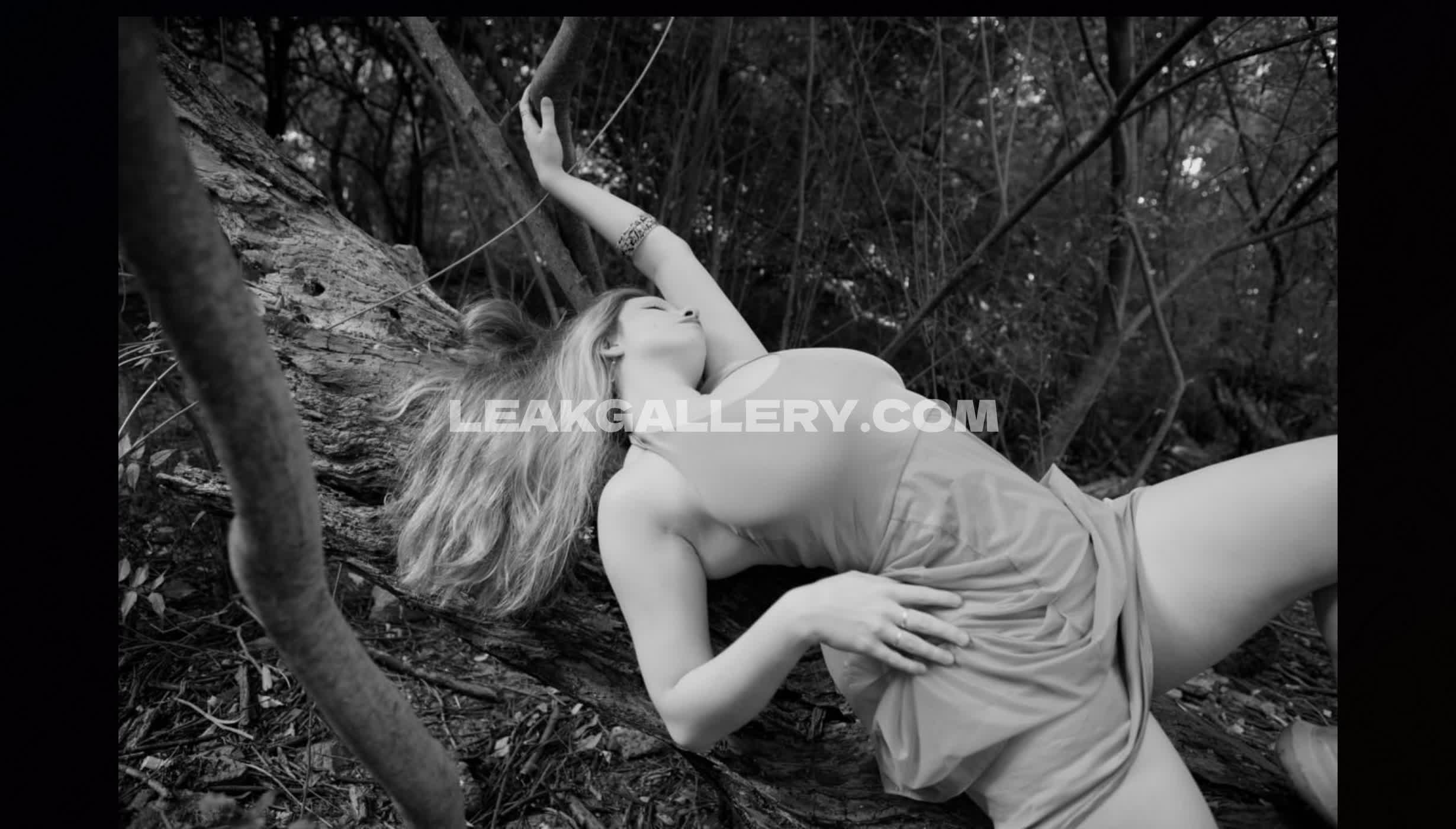 Emilyforyouuu Exclusive Leaked Nude OnlyFans #13193082
