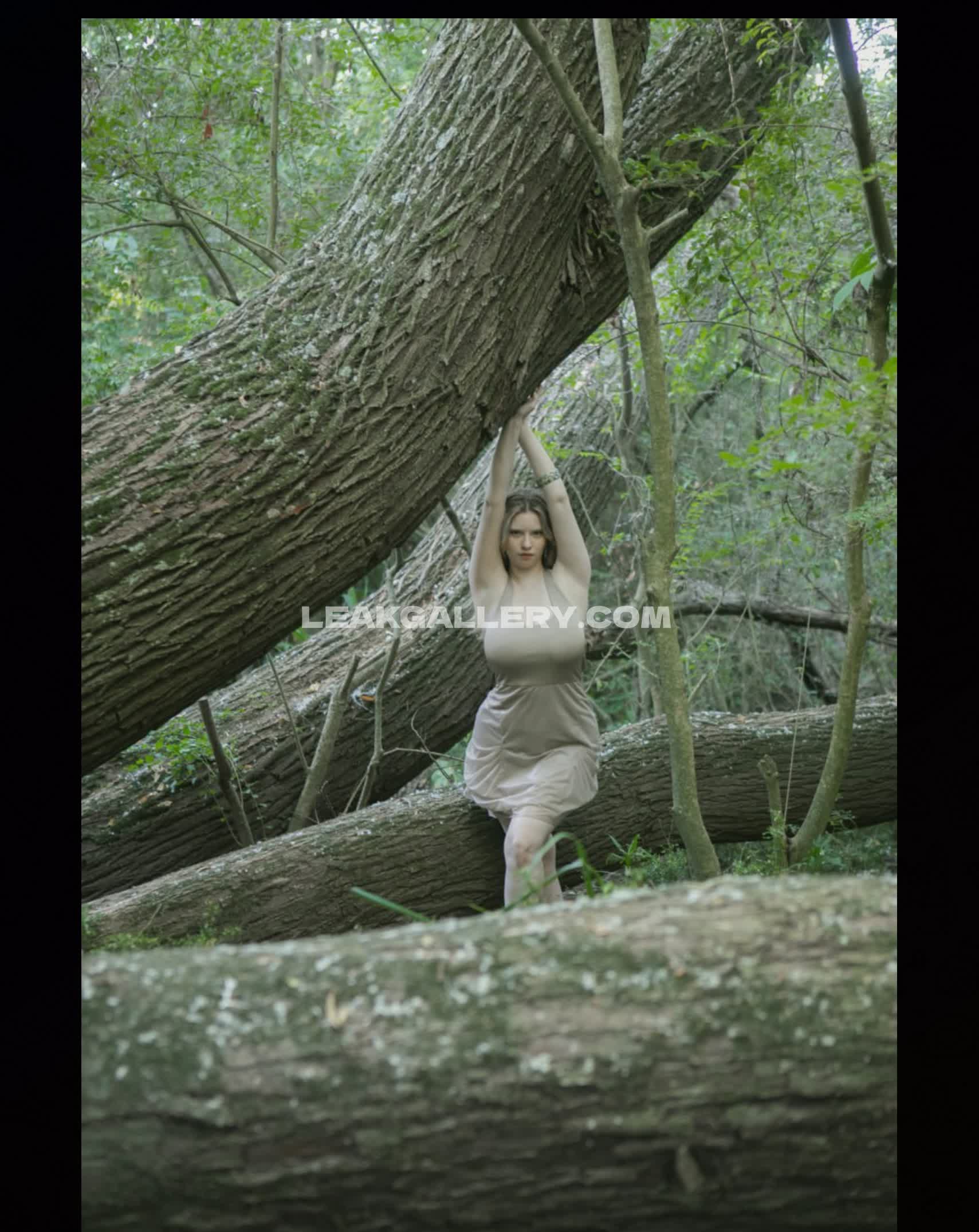 Emilyforyouuu Exclusive Leaked Nude OnlyFans #13193092