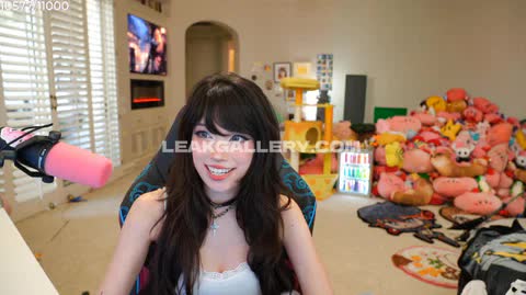 Emiru Exclusive Leaked Nude OnlyFans #14854397