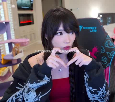 Emiru Exclusive Leaked Nude OnlyFans #14854415