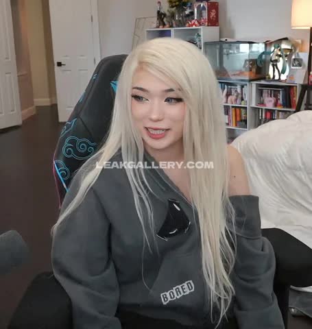 Emiru Exclusive Leaked Nude OnlyFans #14870374