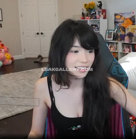 Emiru Exclusieve gelekte naaktcontent van OnlyFans #14877143