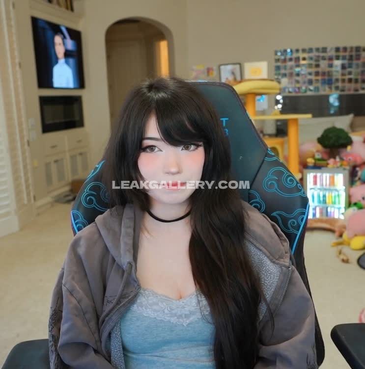 Emiru OnlyFans Nudi in Esclusiva Trapela #12708975