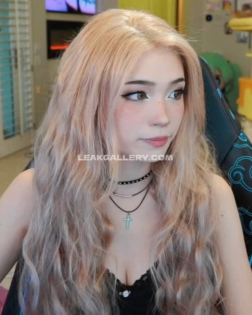 Emiru OnlyFans Nudi in Esclusiva Trapela #12212361
