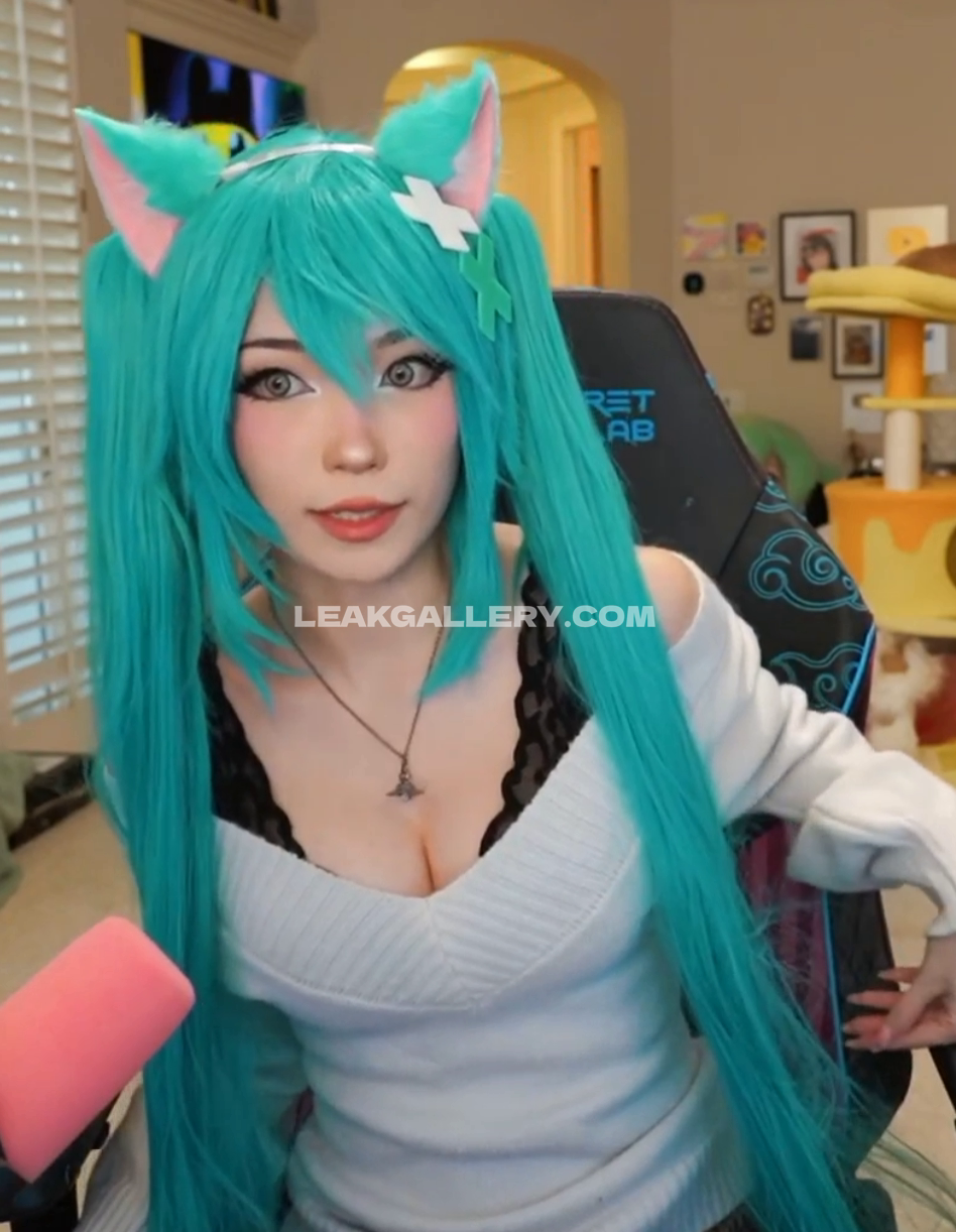 Emiru Exclusive Leaked Nude OnlyFans #13386977