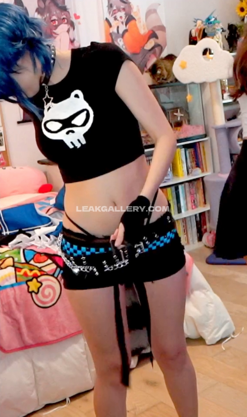 Emiru Exclusive Leaked Nude OnlyFans #14854520