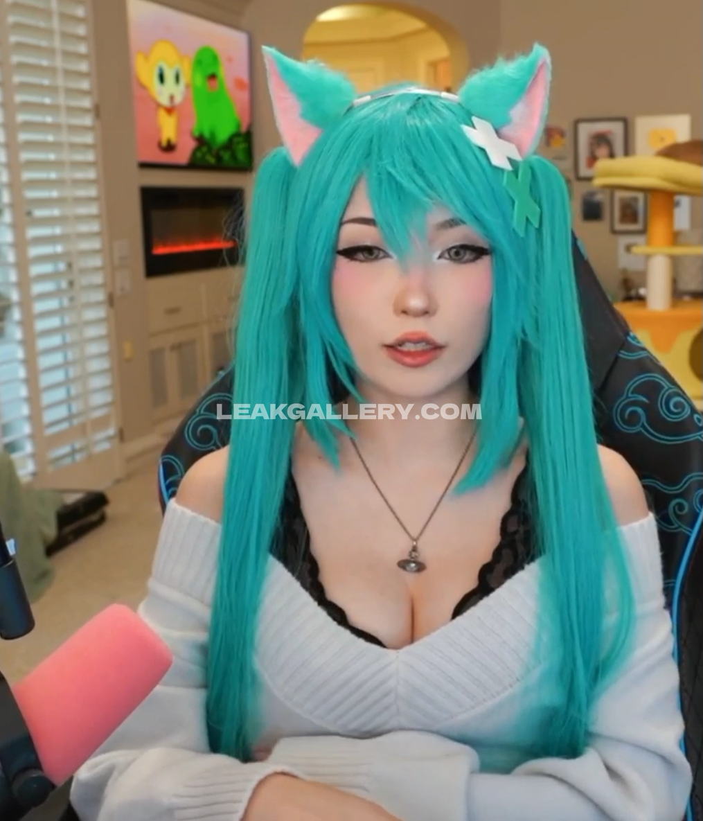 Emiru Exclusive Leaked Nude OnlyFans #13386980