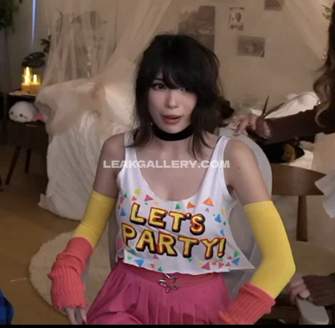Emiru Exclusive Leaked Nude OnlyFans #14843848