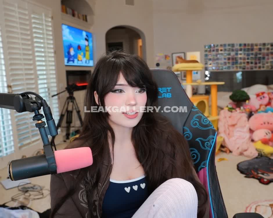 Emiru Exklusiv geleakte Nacktbilder von OnlyFans #12503266