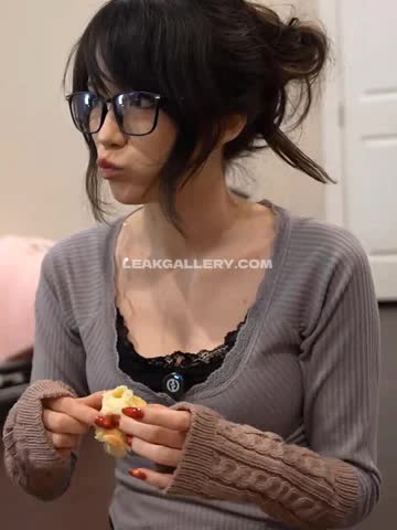 Emiru Exclusive Leaked Nude OnlyFans #14897277