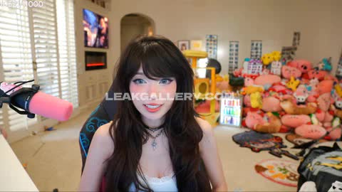Emiru Exclusive Leaked Nude OnlyFans #14854538