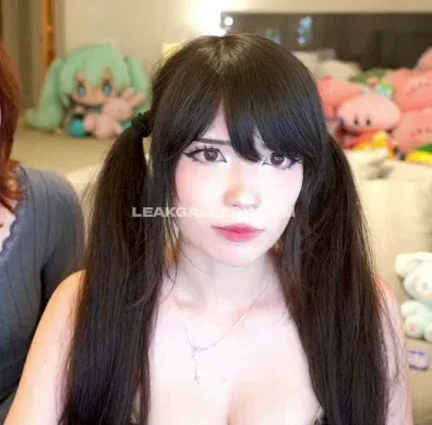 Emiru Long Hair Front View OnlyFans Photo Leaked