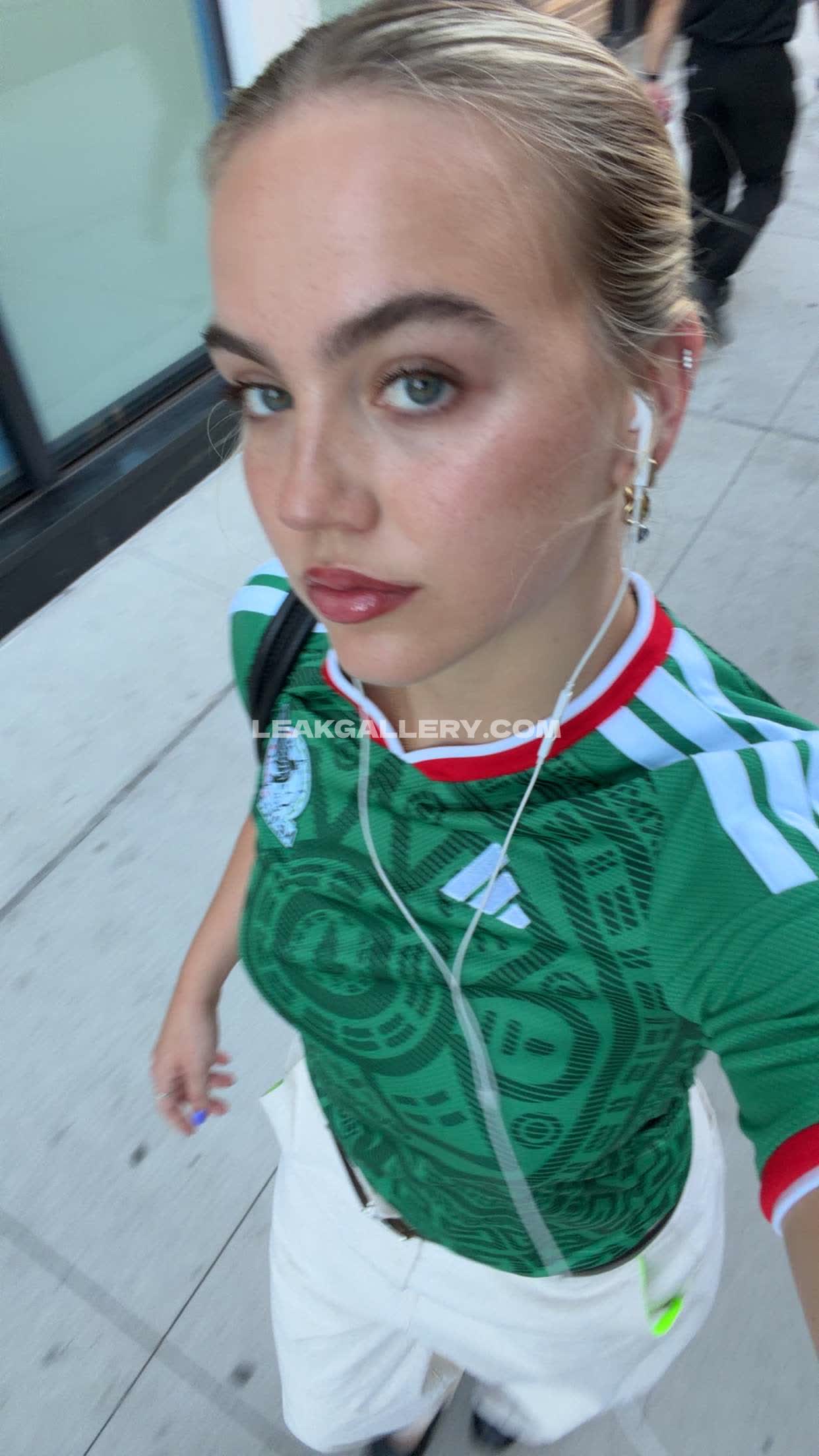 Emmabrookes / emmabrooks / emmibrooks Exklusiv geleakte Nacktbilder von OnlyFans #12843501