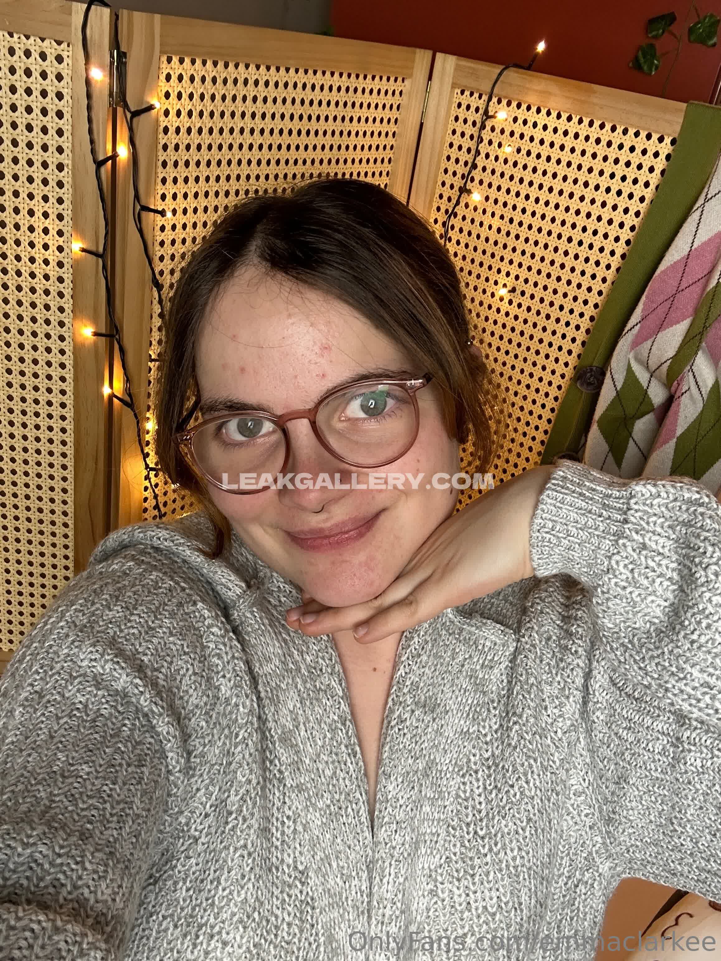 Emmaclarkee Exclusive Leaked Nude OnlyFans #12980577
