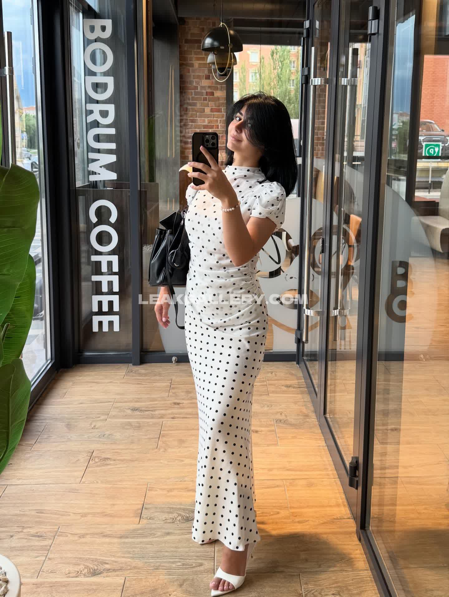 Emmanuellanauryzbaeva / manuell1eea Exclusive Leaked Nude OnlyFans #12888523