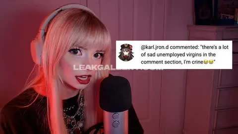 Emmasmyspaceasmr Headphones Mic ASMR OnlyFans Photo Leaked