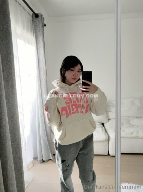 Emmixi Exclusive Leaked Nude OnlyFans #14562649