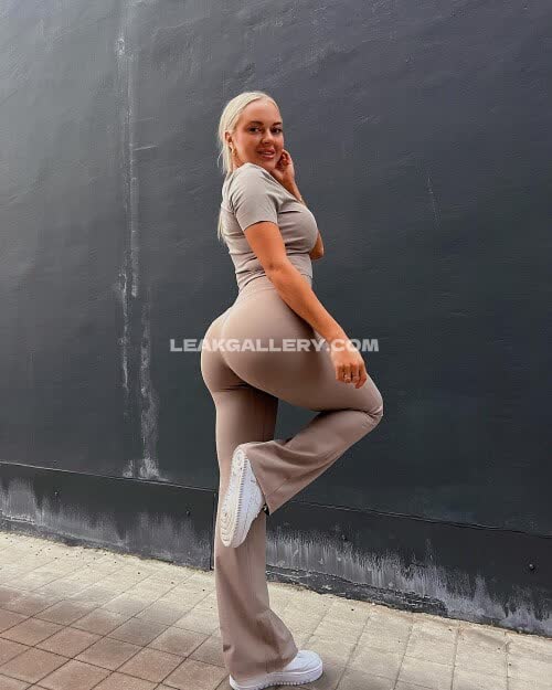 Ernahusko Exclusive Leaked Nude OnlyFans #14562542