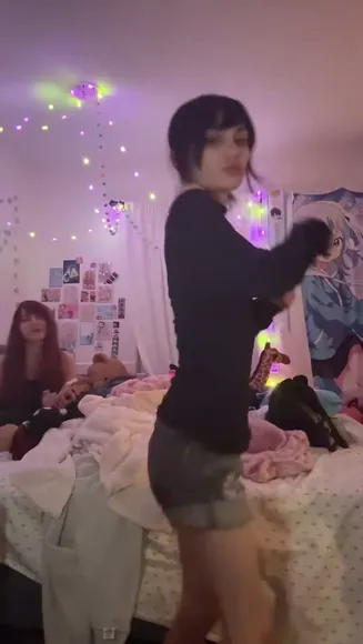Erohimekaiju Black Top Tease OnlyFans Video Leaked