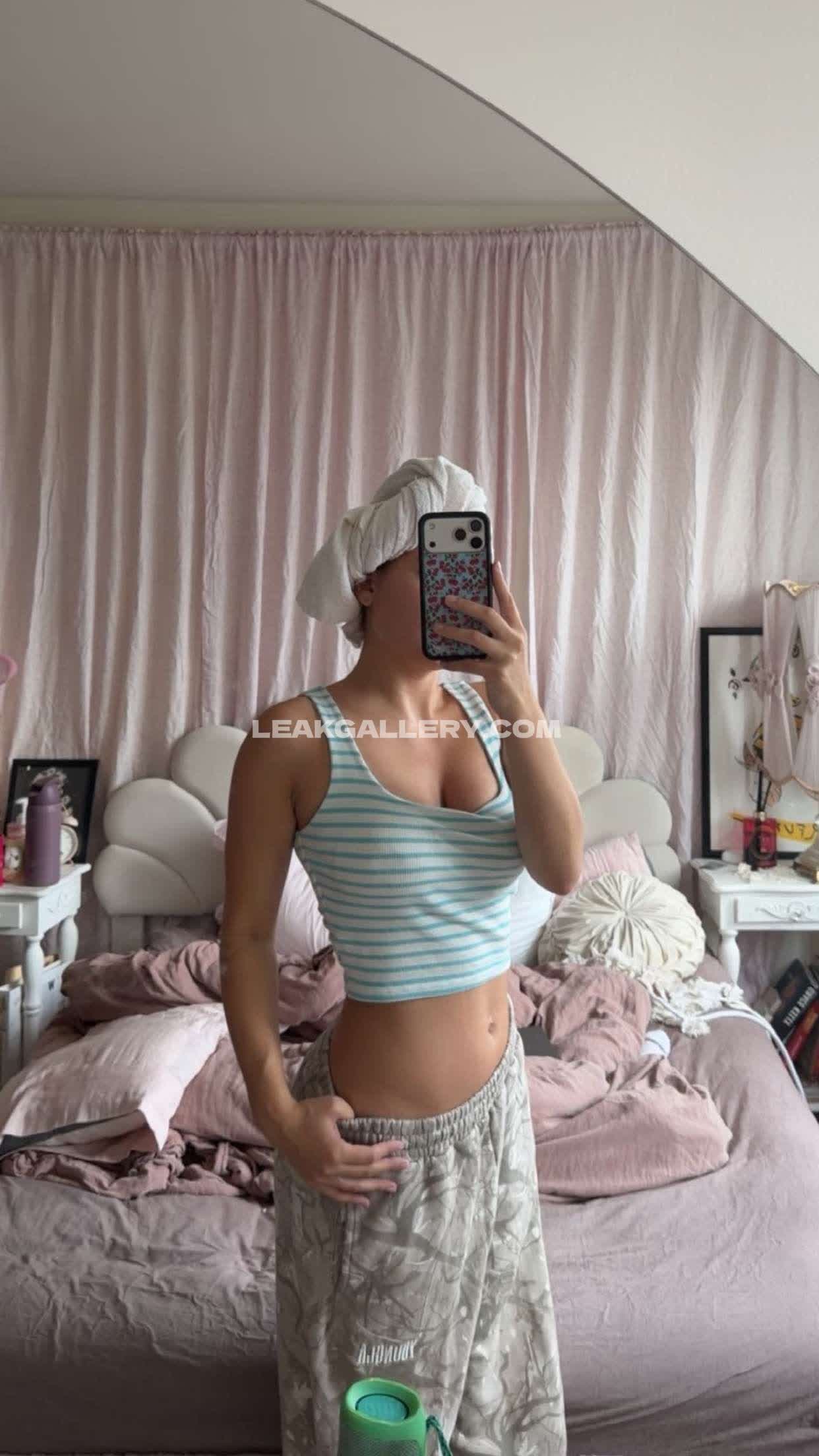 Esterrdobrik Exklusiv geleakte Nacktbilder von OnlyFans #12954897
