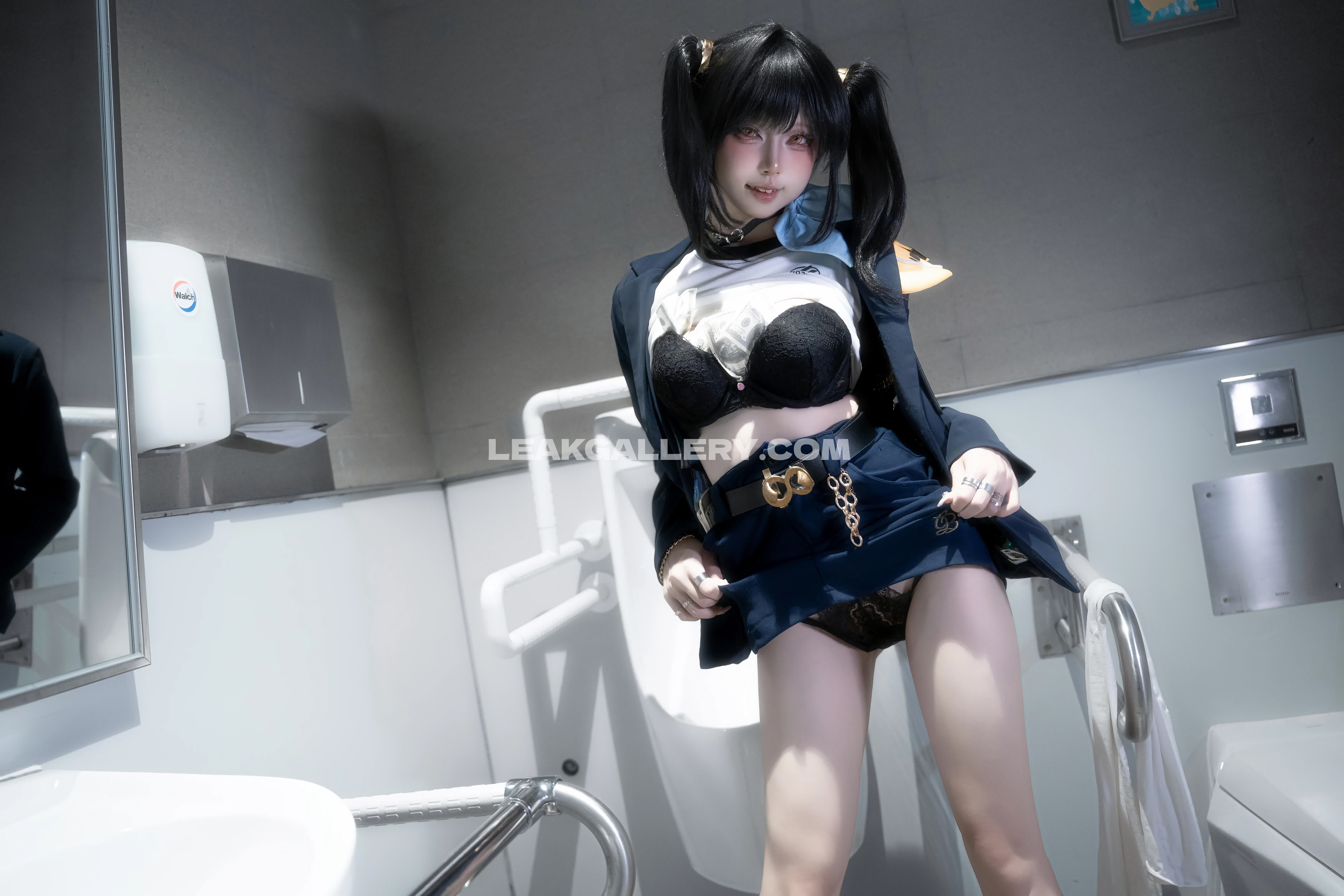 Etsuko827 Exclusive Leaked Nude OnlyFans #12584862