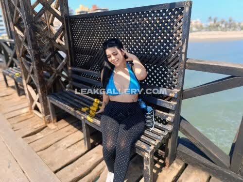 Evaamirandaat Polka Dot Leggings Pose OnlyFans Photo Leaked