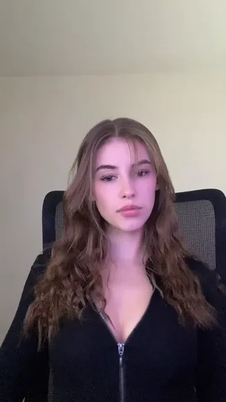 Evacudmore Zipped Down Bodysuit Tease OnlyFans Video Leaked