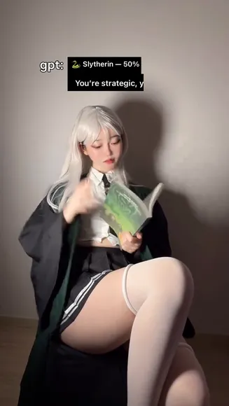 Evawishx School Uniform Thighs OnlyFans Video Leaked