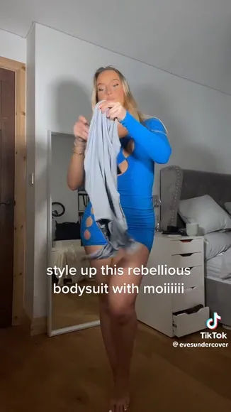 Eviegarbe Bodysuit And Ripped Jeans OnlyFans Video Leaked