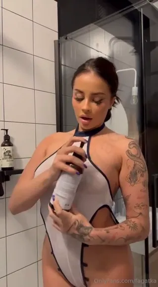 Fagatka Wet Bodysuit Tease OnlyFans Video Leaked