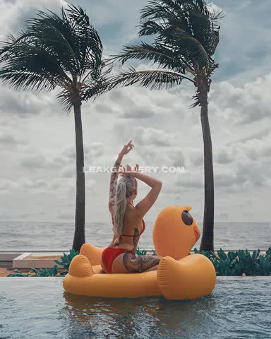 Farbenfuchs_ Red Bikini Duck Float OnlyFans Photo Leaked