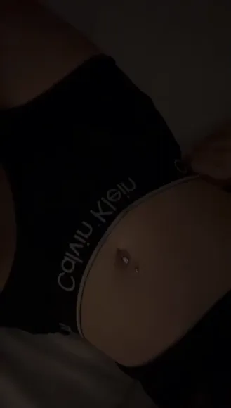 Faye.sxh Belly Button Tease OnlyFans Video Leaked