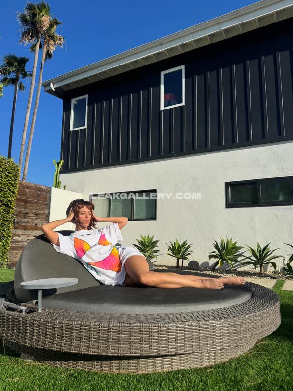 Fbe_reacts_girls Exclusive Leaked Nude OnlyFans #13437541
