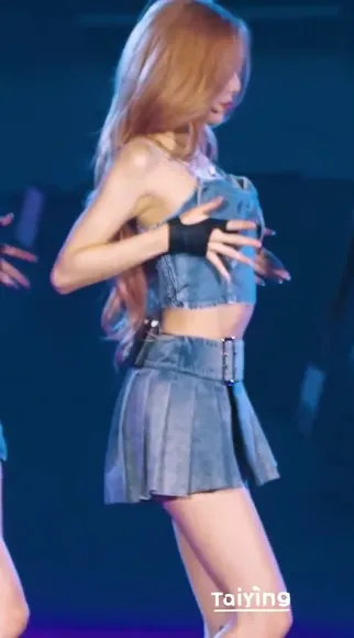 Feelabitshy Denim Crop Top Dance OnlyFans Video Leaked