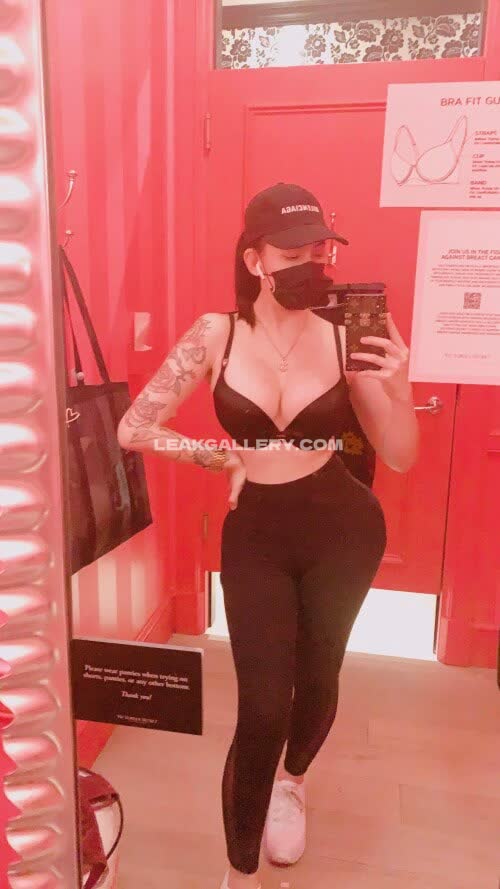 Feliciavox Exclusive Leaked Nude OnlyFans #14563674