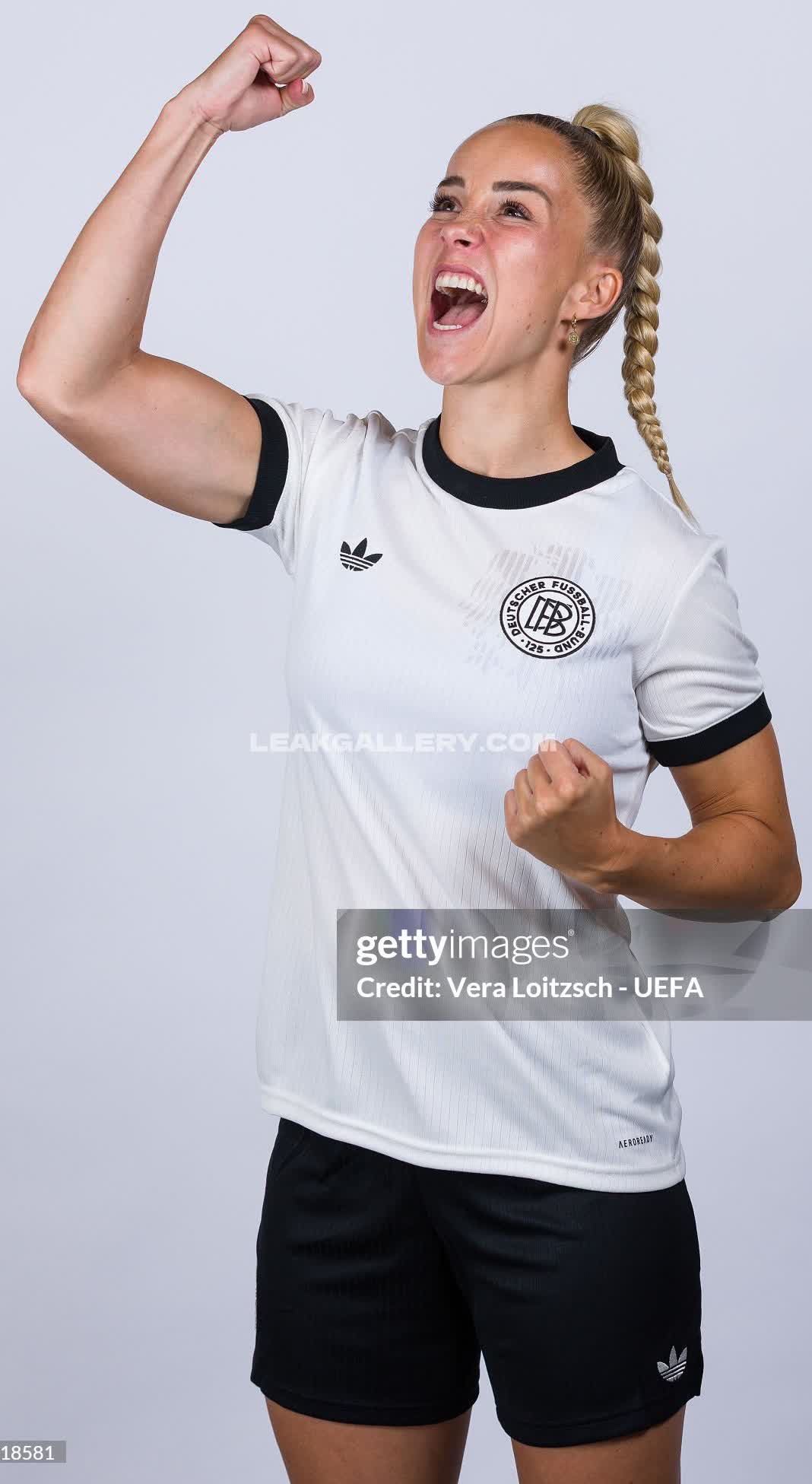 Female_football Exclusive Leaked Nude OnlyFans #12979311