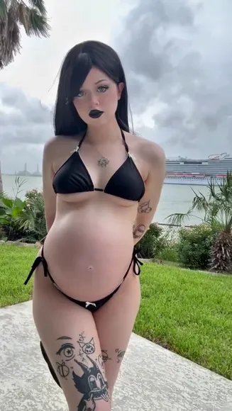 Fennefox Pregnant Belly Bikini Pose OnlyFans Video Leaked