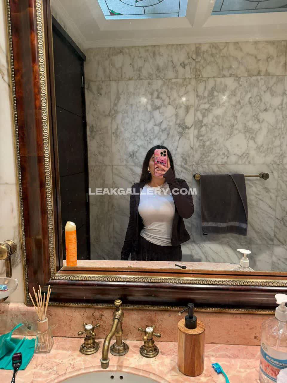 Fernandavaal_ Exclusive Leaked Nude OnlyFans #12353583
