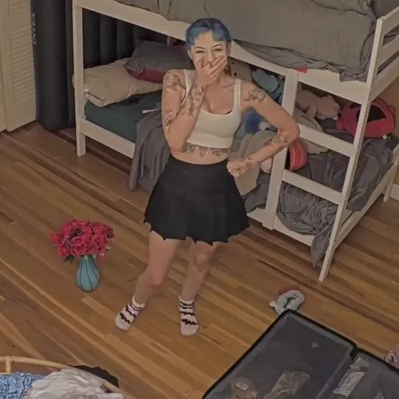 Fishtankdotlive White Crop Top Tease OnlyFans Video Leaked