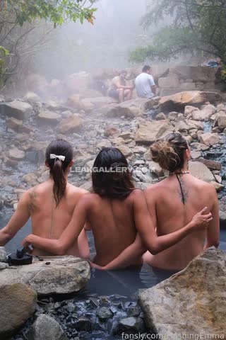 Flashingemma Naked Backs In Hot Spring OnlyFans Photo Leaked