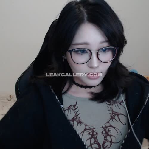 Floaroma / Aikuros Exclusive Leaked Nude OnlyFans #14578625