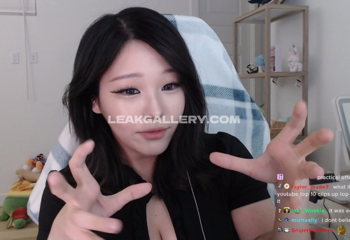 Floaroma / Aikuros Exclusive Leaked Nude OnlyFans #14655373