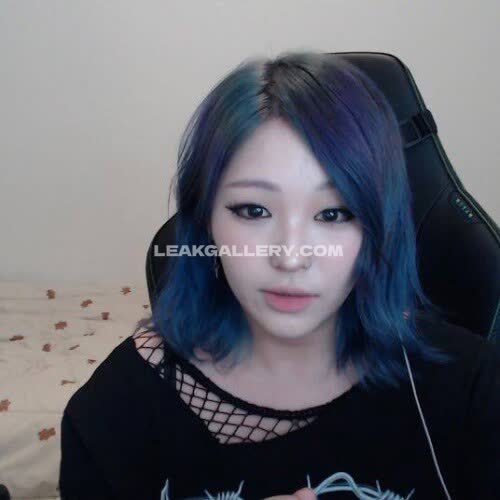 Floaroma / Aikuros Exclusive Leaked Nude OnlyFans #14551877