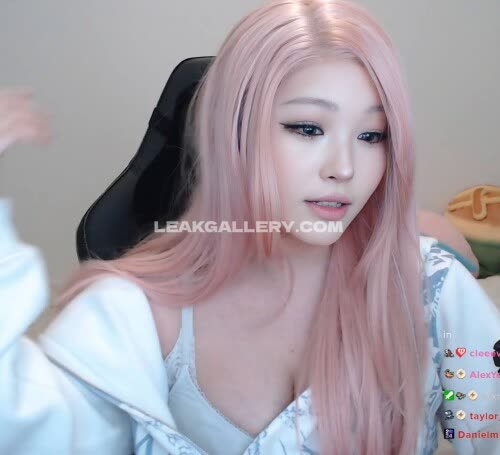 Floaroma / Aikuros Exclusive Leaked Nude OnlyFans #14573762