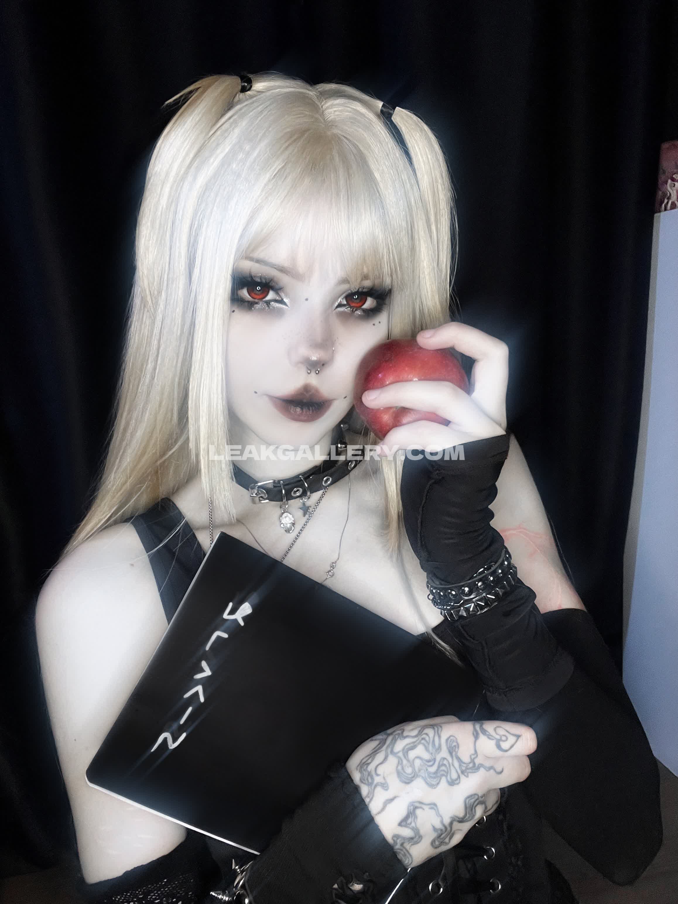 Flutterow_ Exclusieve gelekte naaktcontent van OnlyFans #14867356